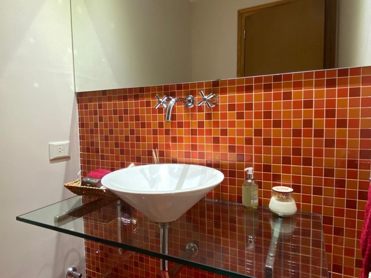 SEMIPISO 3 AMB EN VENTA - ZONA PLAYA GRANDE