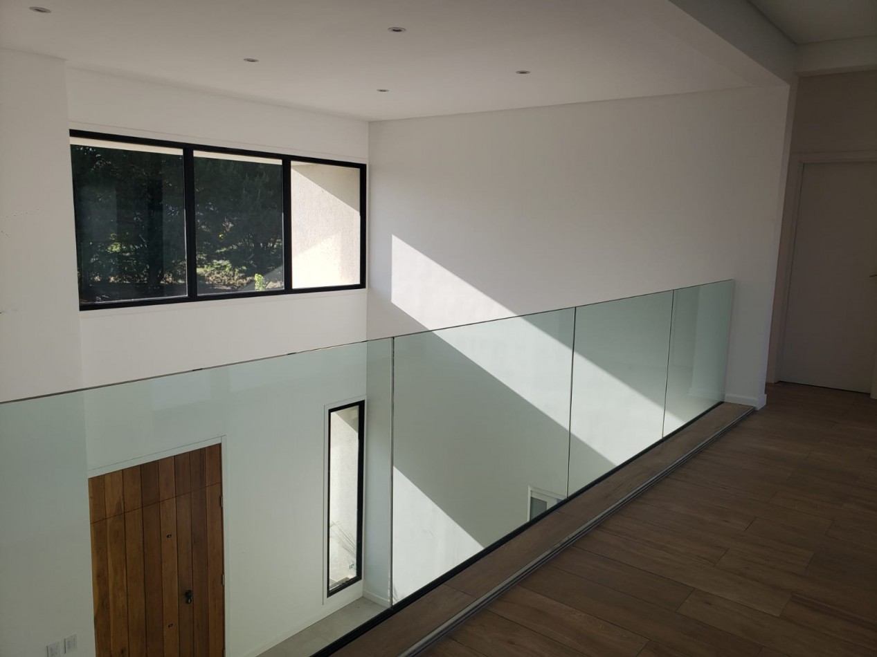 Casa 4 ambientes en Venta - Rumenco Joven