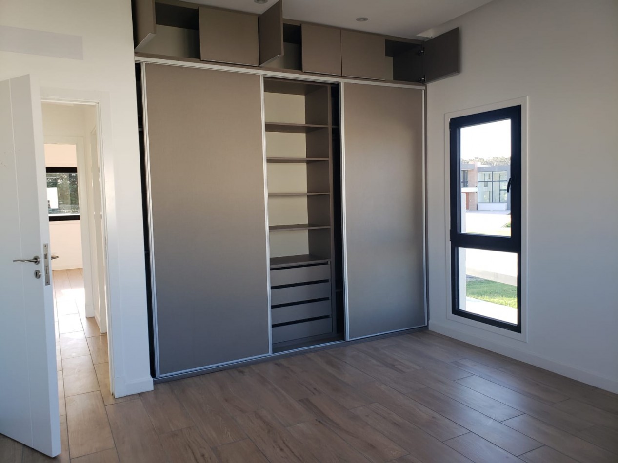 Casa 4 ambientes en Venta - Rumenco Joven