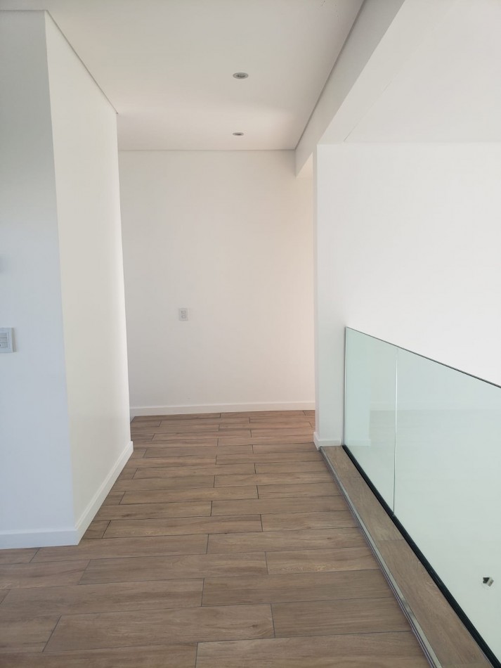 Casa 4 ambientes en Venta - Rumenco Joven