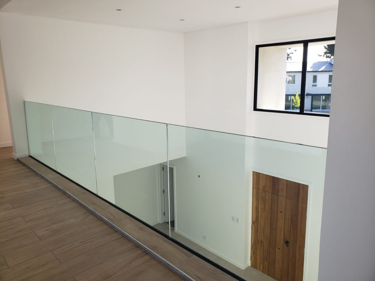 Casa 4 ambientes en Venta - Rumenco Joven
