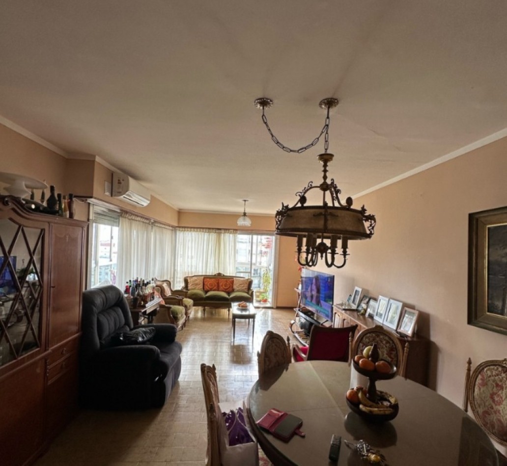 Departamento 4 ambientes en Venta - Punta Iglesia