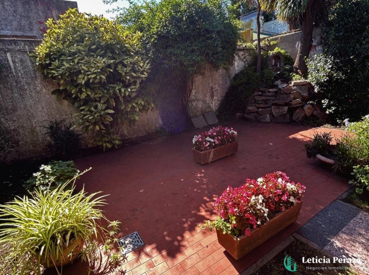 Casa 4 ambientes en Venta - Nueva Pompeya