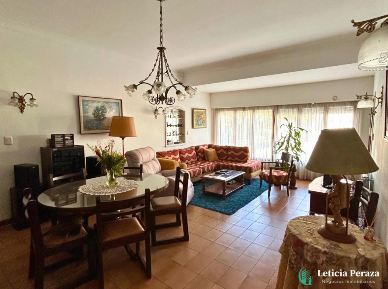 Casa 4 ambientes en Venta - Nueva Pompeya