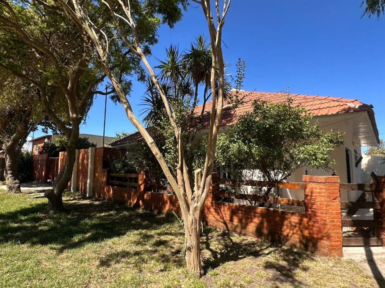 Casa 3 ambientes en Venta - Los Pinares