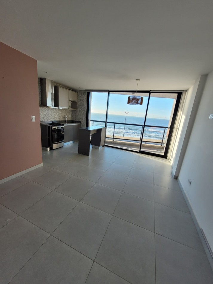 Departamento de 2 Ambientes en Venta - Constitucion