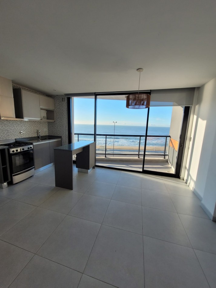 Departamento de 2 Ambientes en Venta - Constitucion