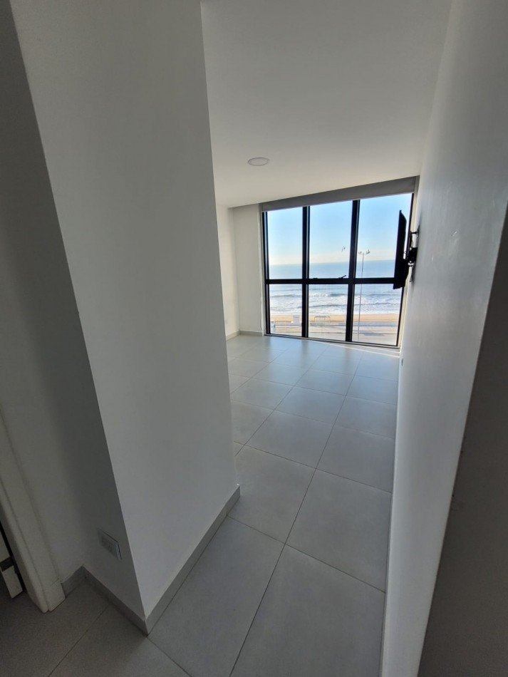 Departamento de 2 Ambientes en Venta - Constitucion
