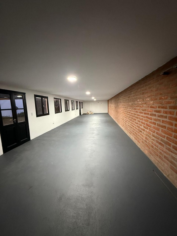 Moderna casa en Los Pinares - Totalmente reciclada, con amplio parque y piscina