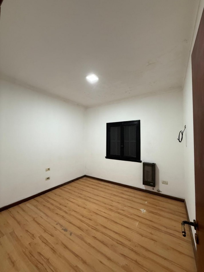 Moderna casa en Los Pinares - Totalmente reciclada, con amplio parque y piscina