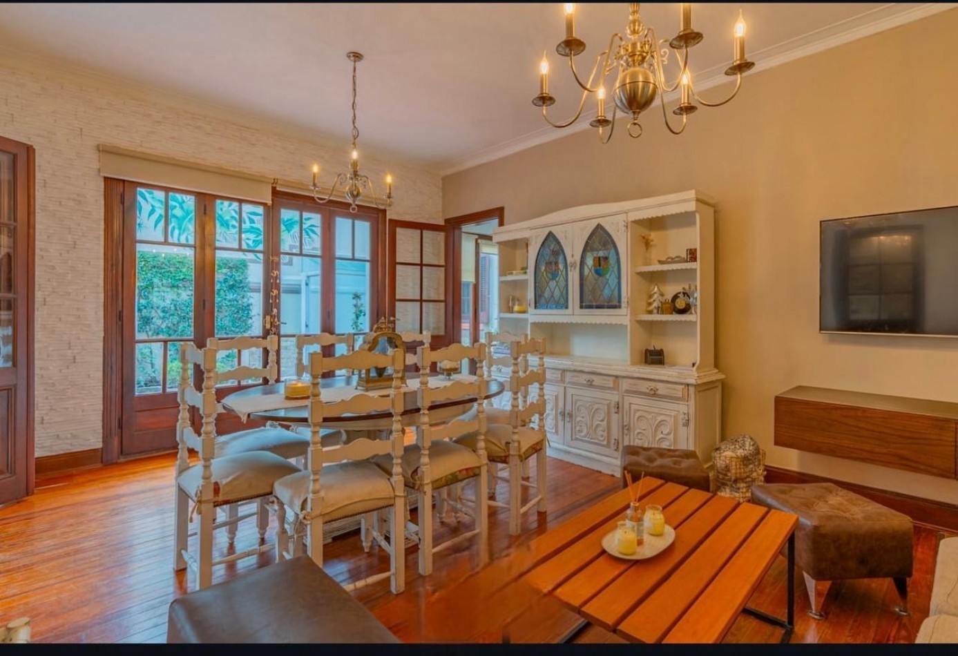 Encantadora casa estilo clasico totalmente reciclada en el corazon de La Perla