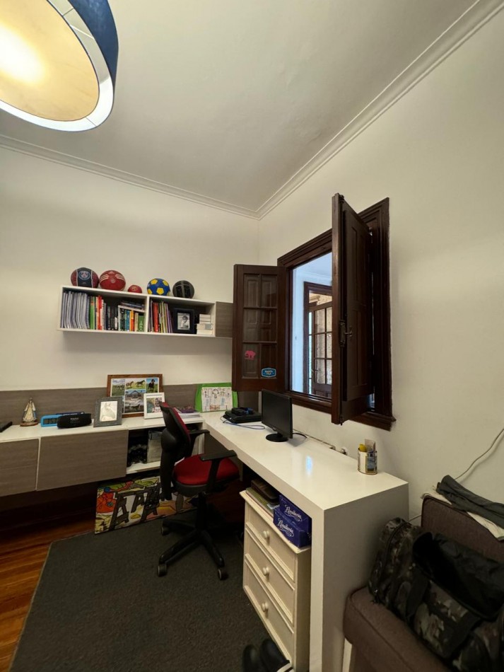 Encantadora casa estilo clasico totalmente reciclada en el corazon de La Perla