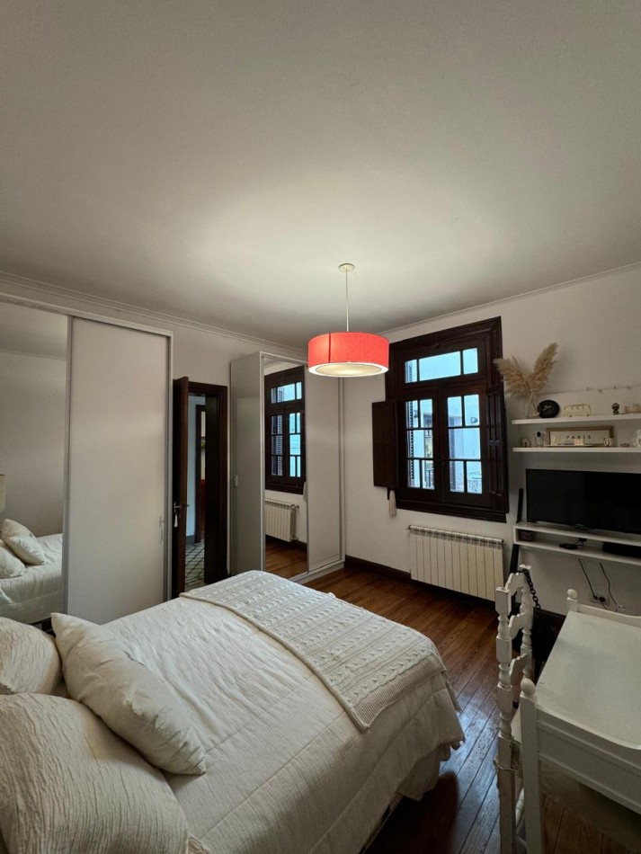 Encantadora casa estilo clasico totalmente reciclada en el corazon de La Perla