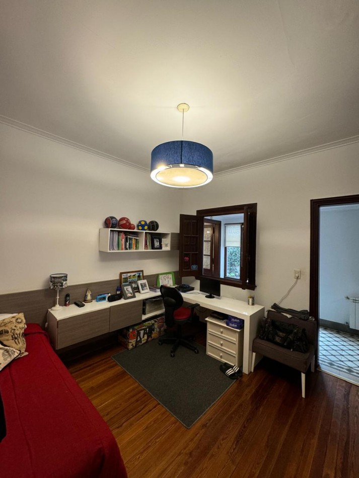 Encantadora casa estilo clasico totalmente reciclada en el corazon de La Perla