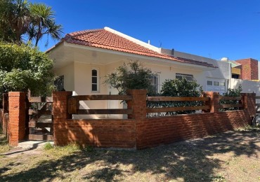 Casa 3 ambientes en Venta - Los Pinares